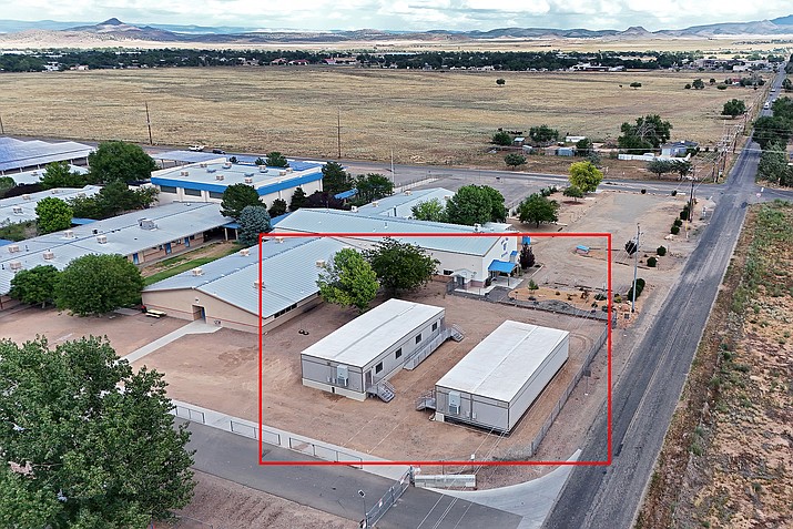 Del Rio Elementary temporary portables during the $24 million district-wide HVAC project. (Matt Santos/Courtesy)